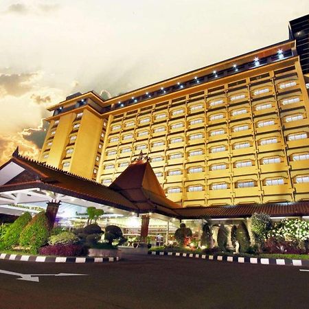 Kartika Chandra Hotel Jakarta Ngoại thất bức ảnh