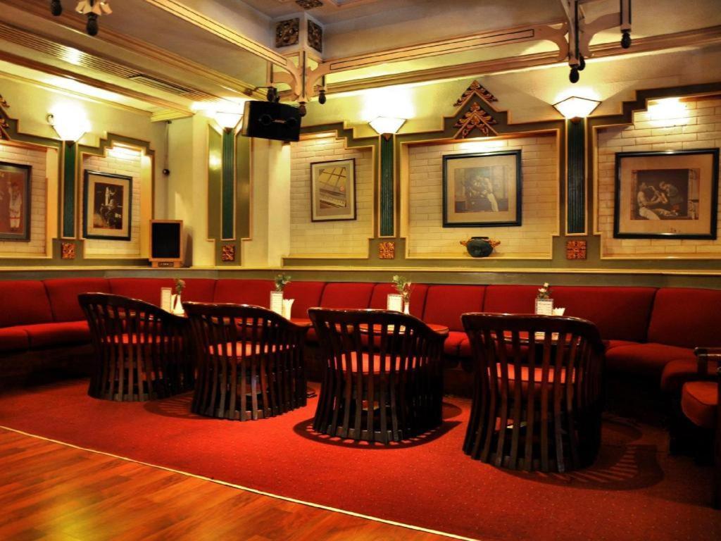 Kartika Chandra Hotel Jakarta Ngoại thất bức ảnh