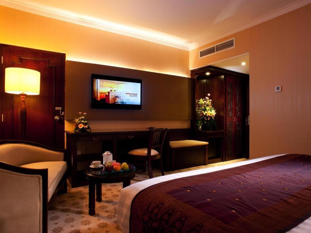 Kartika Chandra Hotel Jakarta Ngoại thất bức ảnh
